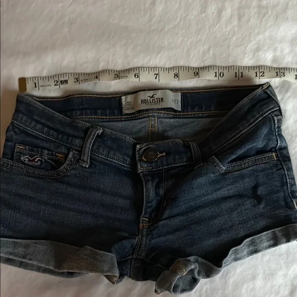 Women’s Hollister Blue Denim Low Rise Shorts 23/00 - Picture 4 of 7
